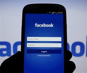 Spy Someone on Facebook